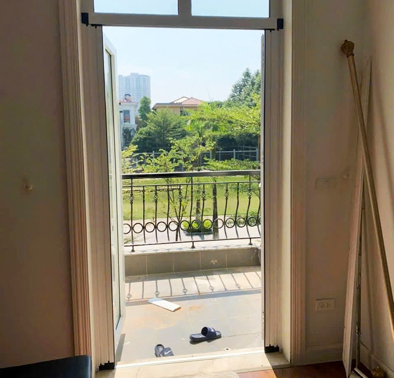 cửa lưới chống muỗi cửa đi lắp tại hà nội nhiều gia đình lựa chọn