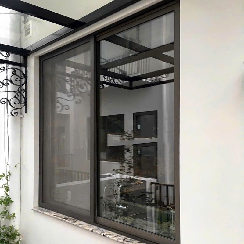 Cửa muỗi dạng lùa lắp thực tế tại biệt thự ở hà nội