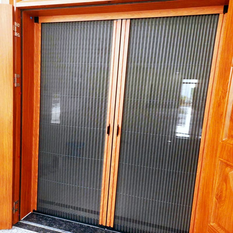 cửa đi lắp cửa chống muỗi xếp tại thanh xuân