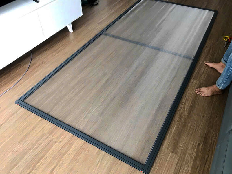 Tấm cố định chống muỗi thợ thi công tại Hoàng mai