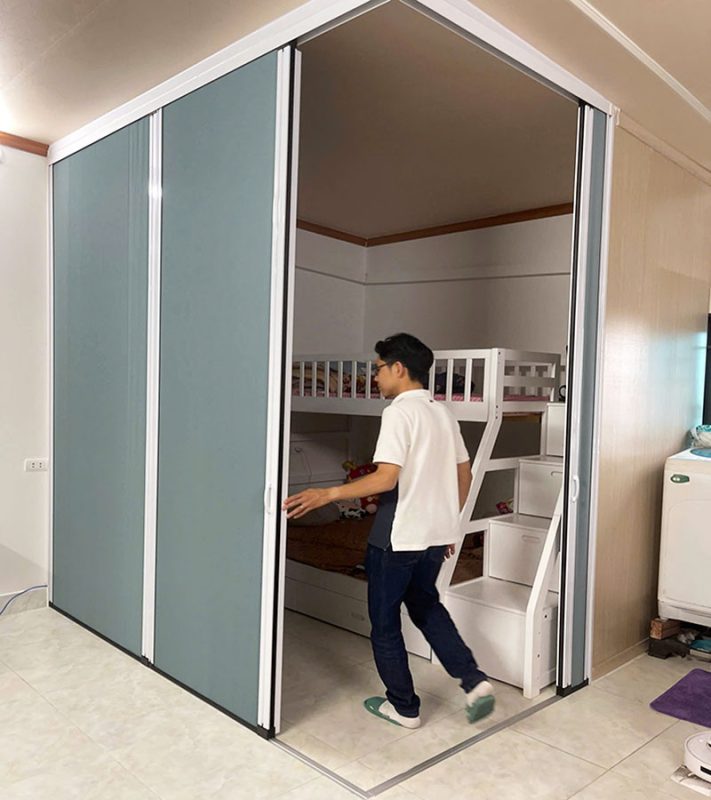 Rèm vách ngăn thông minh cho phòng khách và ngủ công ty Bình Nguyên.