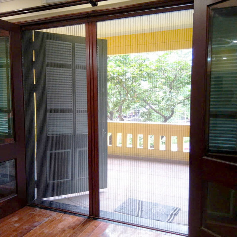 cửa chống muỗi dạng xếp lắp cho cửa đi tại hải dương