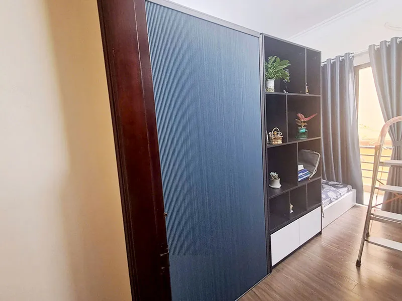 Vách ngăn hệ 27 chia phòng làm việc và phòng ngủ tại nguyễn khánh toàn 