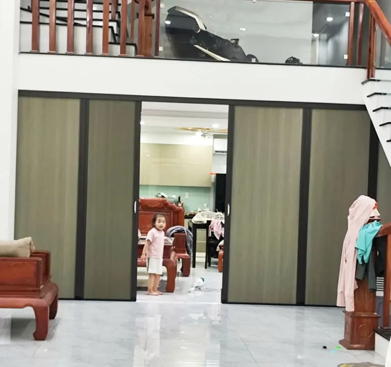 Vách ngăn tổ ong thi công tại Ba Đình